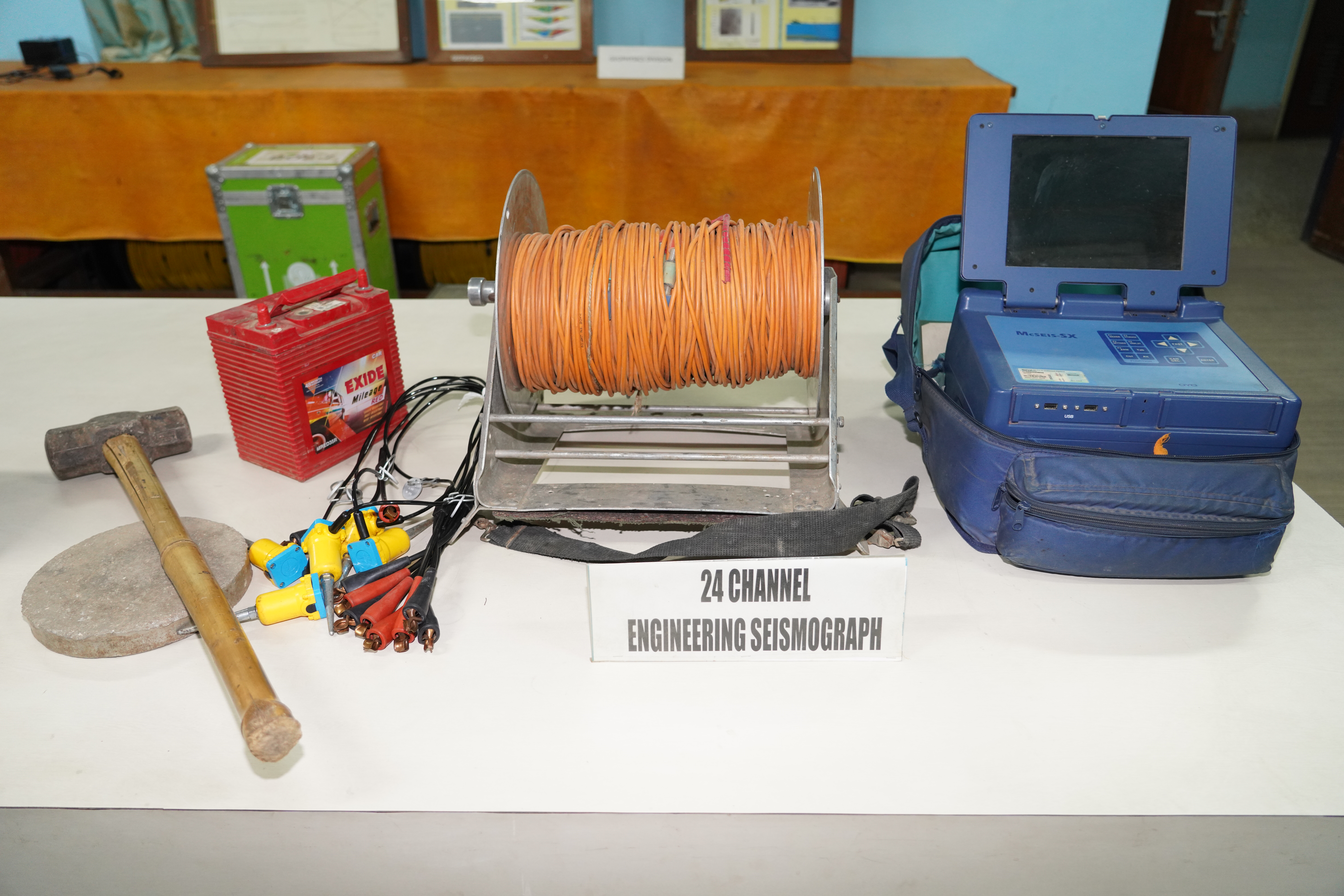                                                                               Seismic equipment for MASW and refraction studies
                                                                               